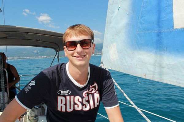 Александр Дубинин