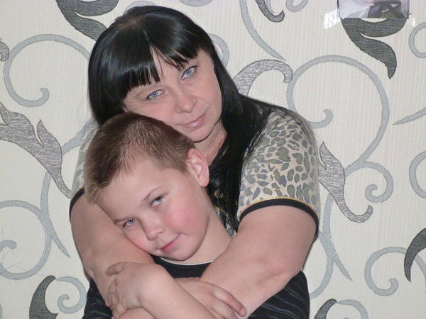 Елена Леонова