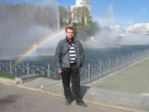 Александр Бондаренко