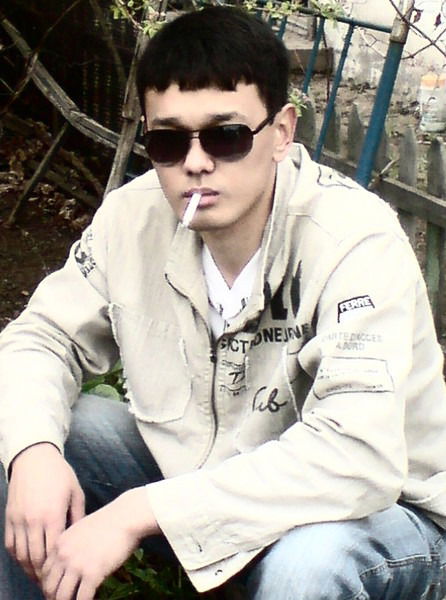 Еркен Саруаров