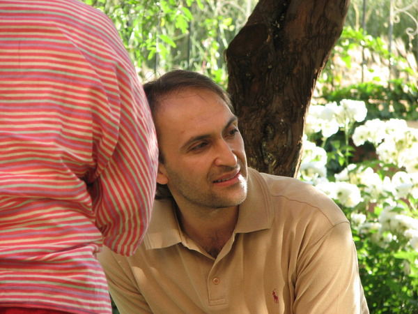 Ali Komur