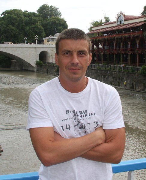 Артем Пеунов