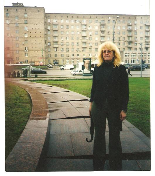 Оля Миронова