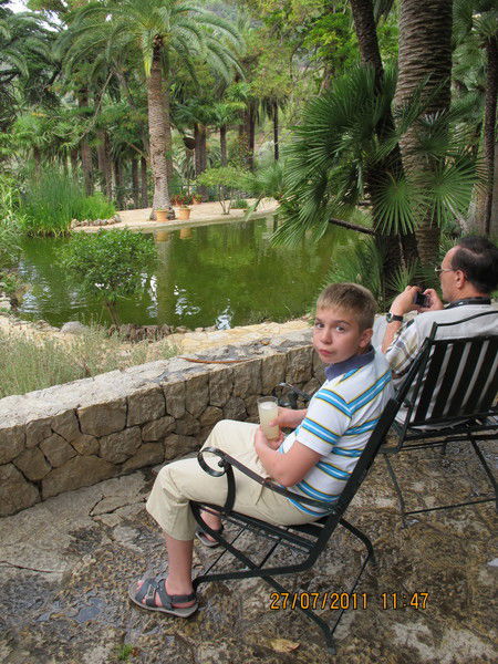 Володя Аксёнов