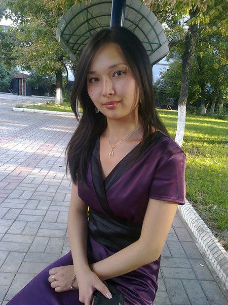 Апаркуль Алмазбекова