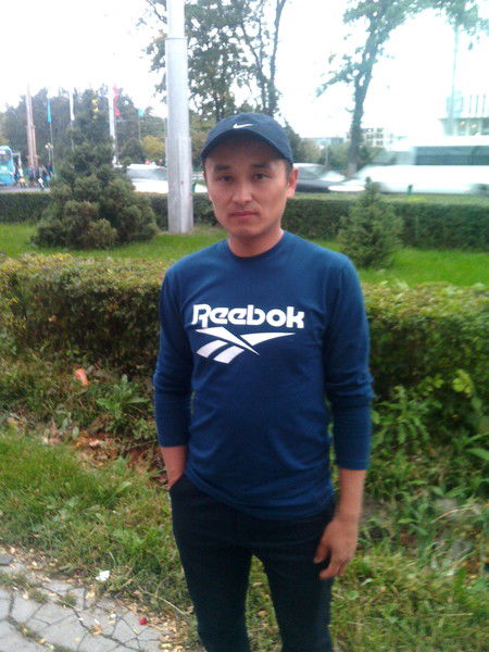 Алибек Юлдашев