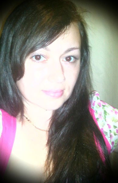 Оленька Лановая