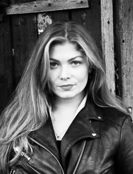 Нина Попова