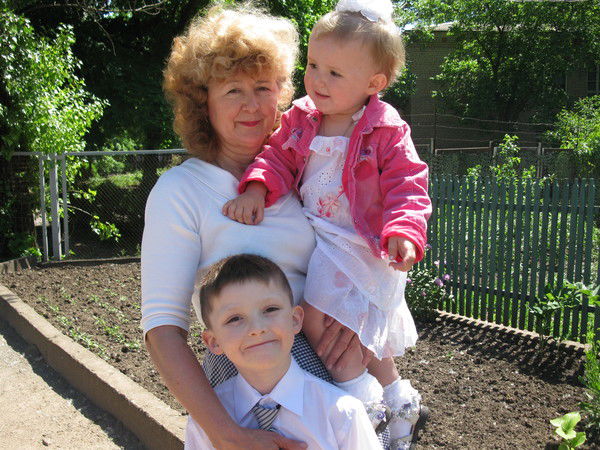 Елена Акимов