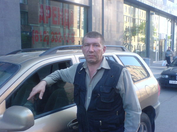 Андрей Макаров