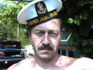 Валентин Иванов