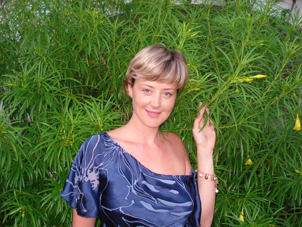 Александра Элос