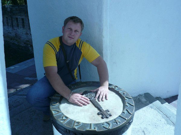 Владимир Александров