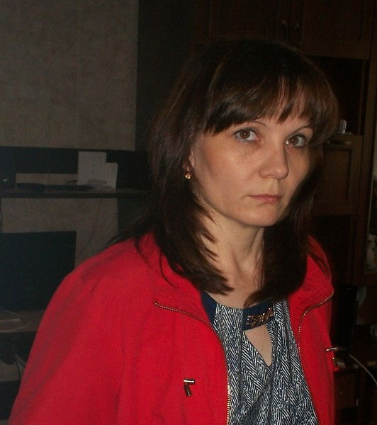 Елена Долгополова