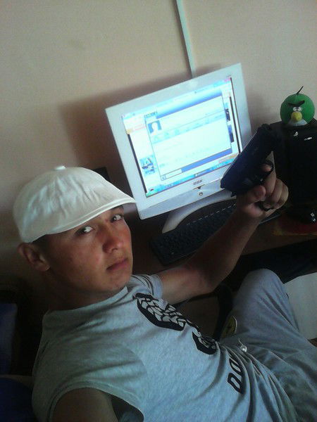 Жалолиддин Холдаров