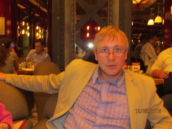 Александр Зубов