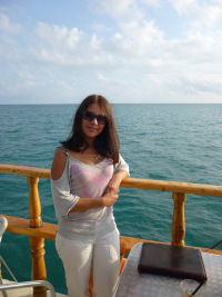 Лиза Леонова