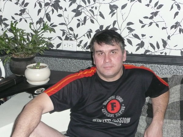 Евгений Артамонов