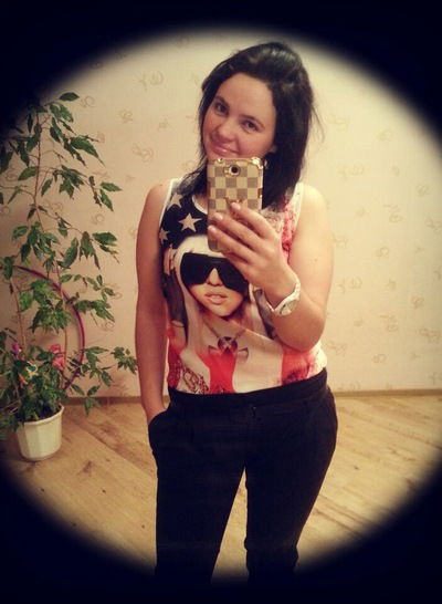 Алена Хворова