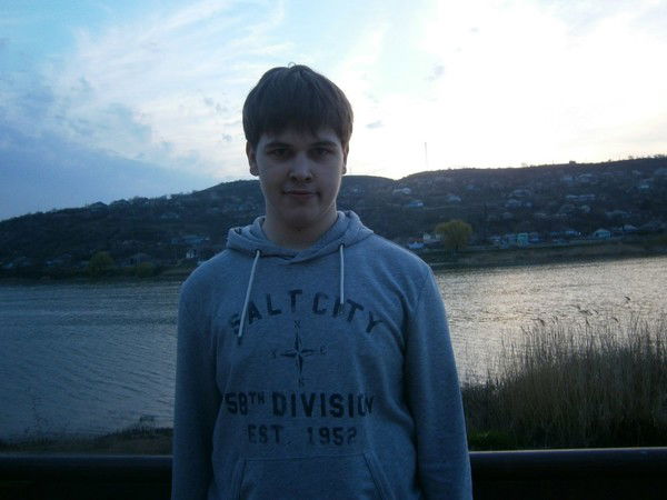 Евгений Плугарь