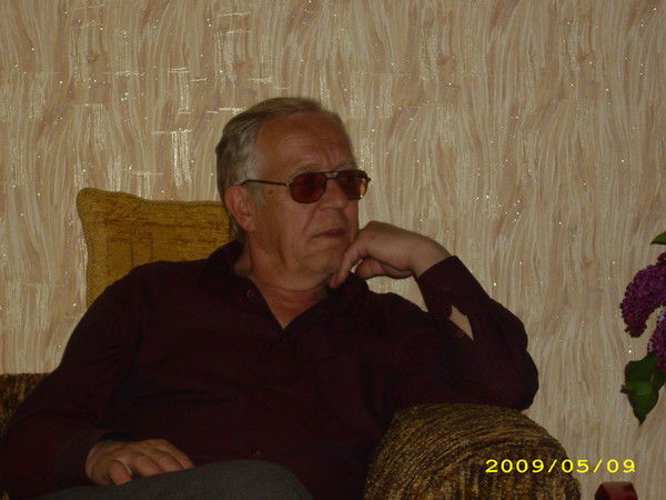 Александр Судаков