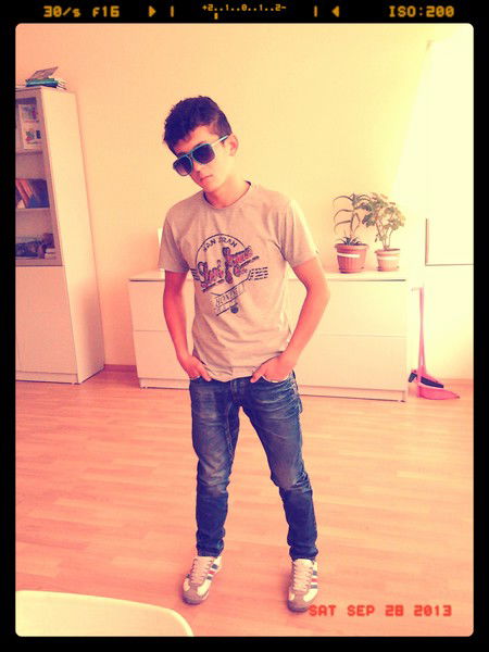 Женишбек Дуйшобай Уулу