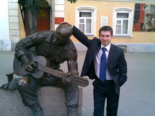 Максим Иванов