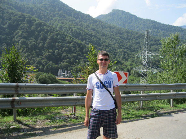 Дмитрий Тихомолов