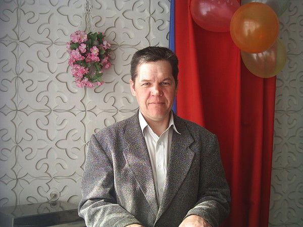 Виктор Лазарев