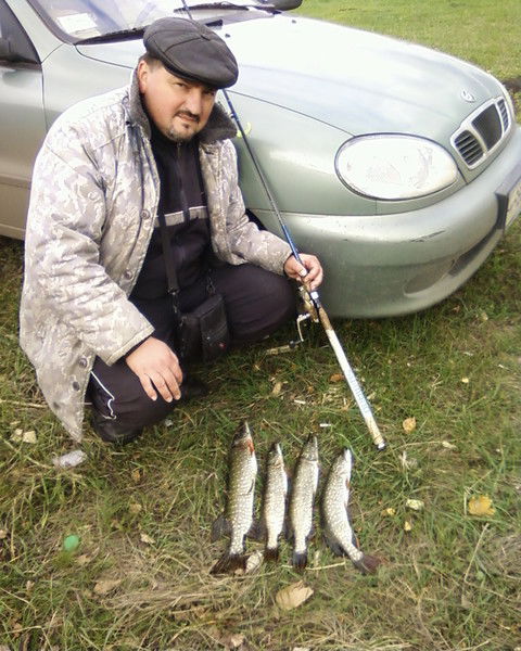 Олег Бочаров