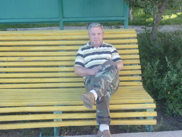 Александр Константинов