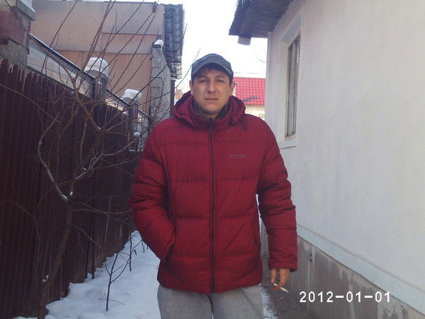 Олег Харитонов