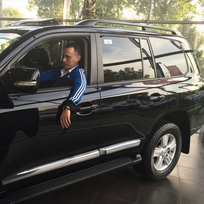 Булат Булатов