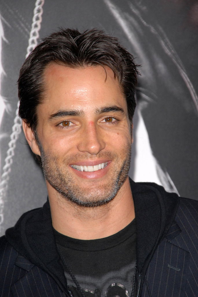 Виктор Джонс