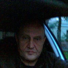 Иван Иванов