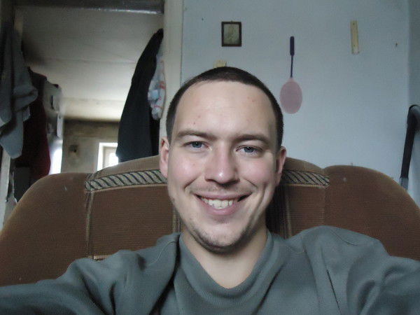 Андрей Серяков