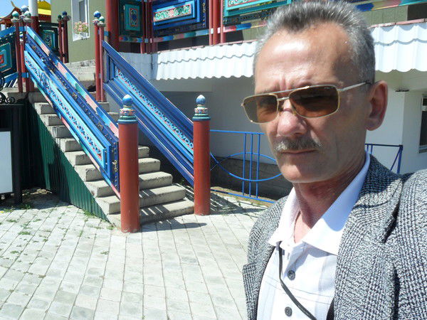 Александр Сафонов