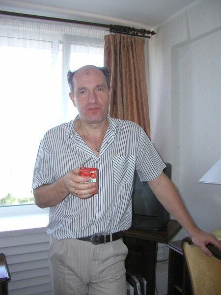 Евгений Романов