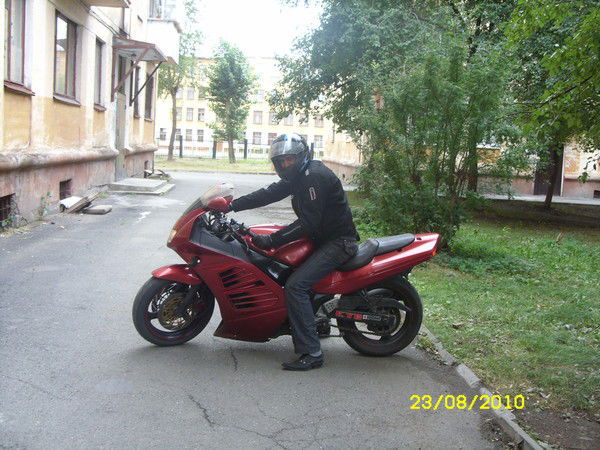 Макс Царенков