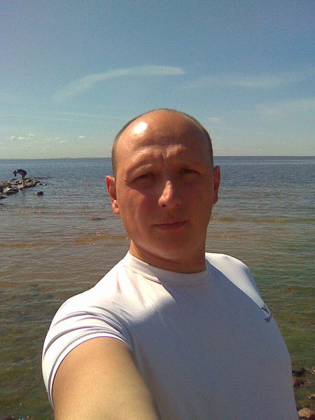 Сергей Антонов