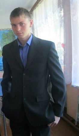 Антон Назаренко