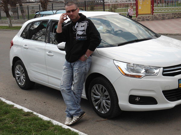 Вова Жбанов