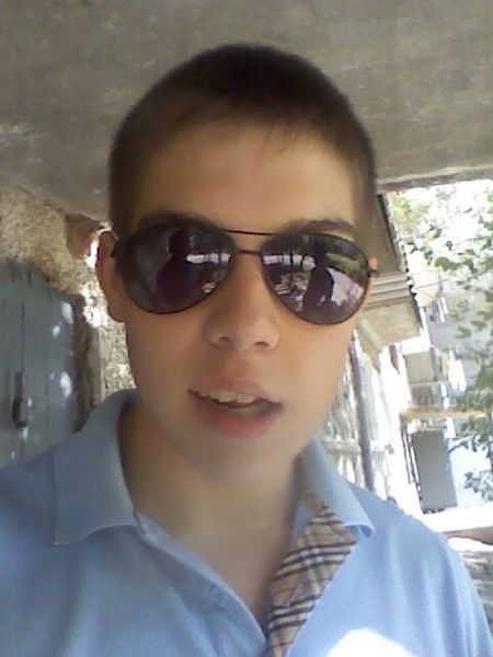 Даниил Клёнов