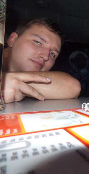 Евгений Сероштанов