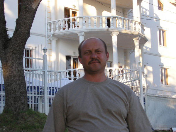 Александр Коннов