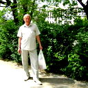 Владимир Маркин