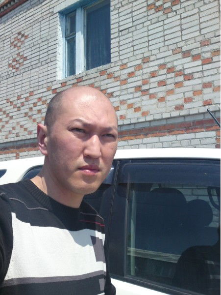 Владимир Цеденов