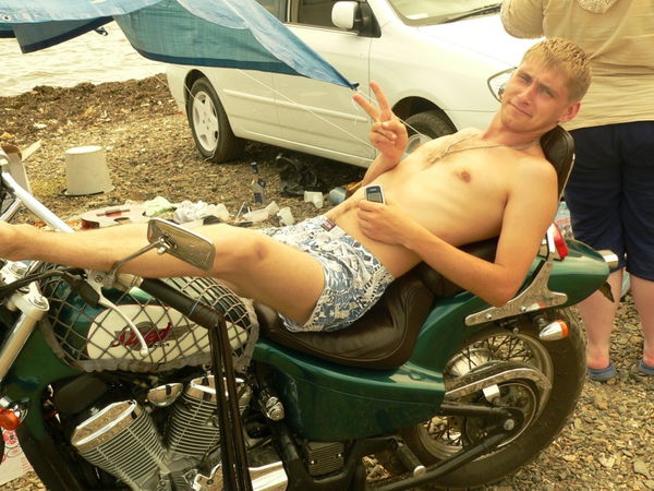 Юра Коваленко