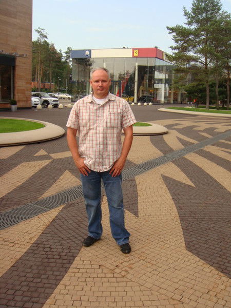 Олег Миловидов