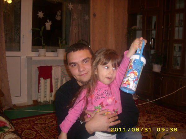 Роман Николаев